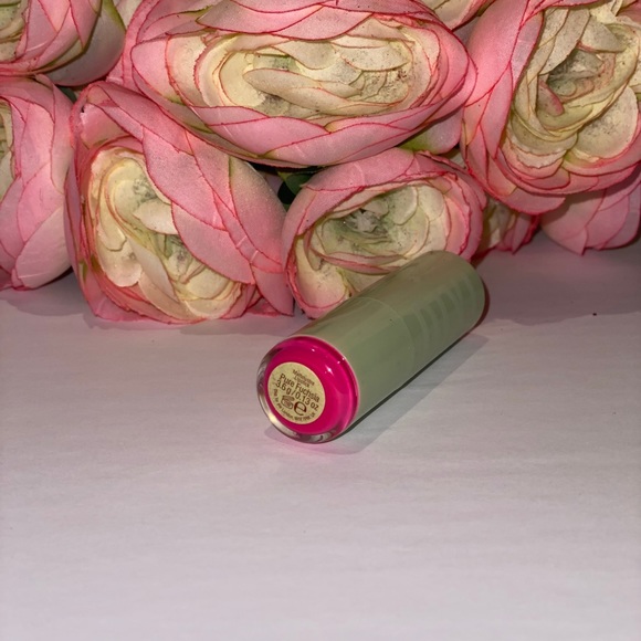💋2/$20💋PIXI Lipstick - Picture 5 of 5